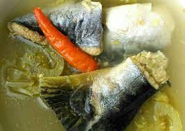 Belum lagi aroma khas daun pisang yang meresap membuat olahan masakan ini kian gurih saja. Resep Garang Asem Ikan Patin Oleh Yeti Titi Cookpad
