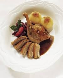 Unser Beliebtes Rezept Fur Ente Mit Schokoladenblaukraut A La Alfons Schuhbeck Und Mehr Als 55 000 Weitere Kostenlose Rezep Schuhbeck Rezepte Rezepte Schuhbeck