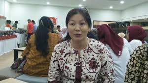 Tkw indonesia di aniaya oleh majikan ketika sedang live facebook. Kisah Istri Dubes Rusdi Kirana Ikut Masak Di Warung Tki