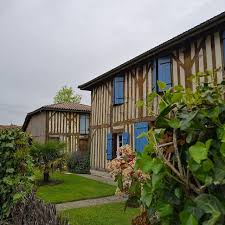 Le Tres Joli Village De Levignacq Dans Les Landes Igersnouvelleaquitaine Nouvelleaquitaine Landes Landestourisme Co Landes Maison Traditionnelle Village