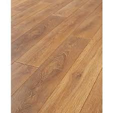 Wickes Serina Oak Laminate Flooring Wickes Co Uk Wood Laminate Flooring Oak Laminate Flooring Flooring