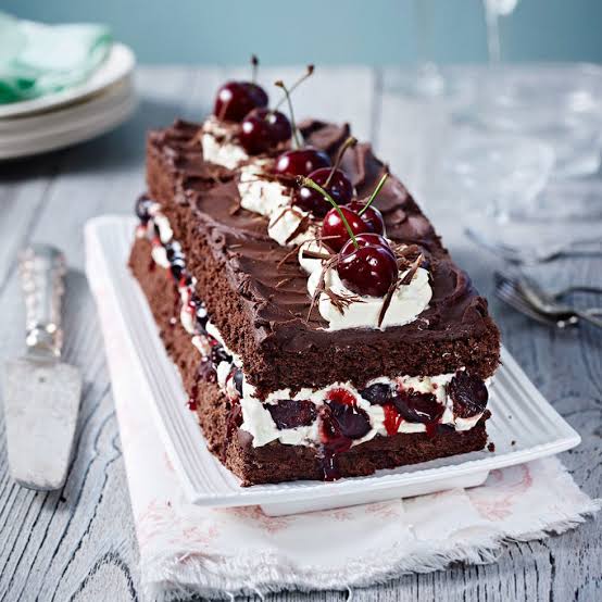 Strawberry cake