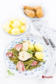 Norddeutsche Rezepte Birnen Rezepte Rezept Fur Birnen Bohnen Und Speck Das Traditionsessen Aus Norddeutschland Rezepte Birnen Bohnen Und Speck Essen Ideen