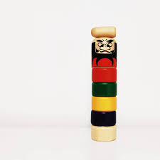 Y cuando digo de todas las edades es de todas las edades, hay personas como yo que ya tenemos nuestros añitos y todavía nos ponemos a. Japonerias El Daruma Otoshi Es Un Juego Tradicional Facebook