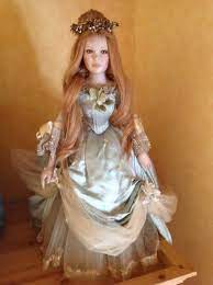 2002 catalogue mundia poupee