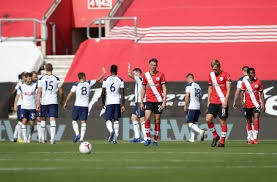 Spurs will be confident of winning this one and keeping alive their hopes of qualification for next year's champions league. Southampton 2 5 Spurs A Tactical And Statistical Review Of Saints Loss
