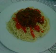 Masak air hingga mendidih, kemudian siapkan air es di wadah lain. Cara Membuat Spaghetti Sendiri Saus Tuna The Journey