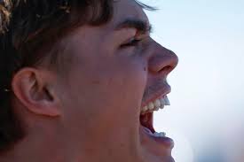 Muffich INT flips momentum in Western's victory over Carroll