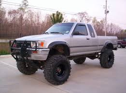 sweet 1995 toyota pickup i believe toyota pickuptruck offroading 4x4 toyota pickup 4x4 toyota tacoma 4x4 toyota trucks toyota pickup 4x4 toyota tacoma 4x4