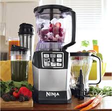 Differences Between A Blender And A Food Processor Ginny S Tips Food Processor Recipes A Food Blender Food Processor