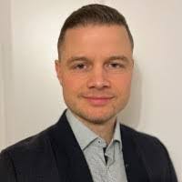 Daniel Bach's Instagram, Twitter & Facebook