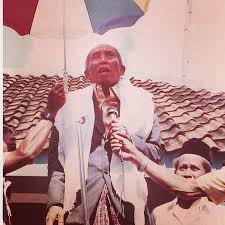 Maybe you would like to learn more about one of these? Cara Tawasul Kiai Mahrus Aly Di Makam Para Wali Bangkitmedia