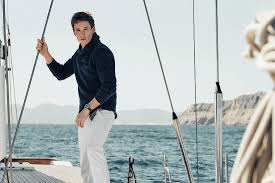 A classic look for a casual outfit, derby shoes works great with a crisp pair of chinos. Smart Casual Or Both The Derby Shoe Ape To Gentleman