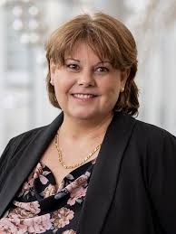 Service excellence shines in these Strauss Award winners- Center Times Plus 