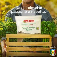 Cuocere le cimette di rapa a vapore (per me nella vaporiera del microonde). Facebook