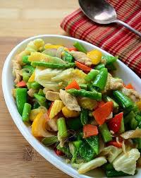 (shutterstock/yogi hadijaya) tumis sayur campur berisi wortel, baby corn, brokoli, dan bunga kol. Tumis Sayur Campur Isi Ayam Vegetable Recipes Food Taiwanese Cuisine