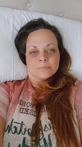 Diane Andrews's Instagram, Twitter & Facebook