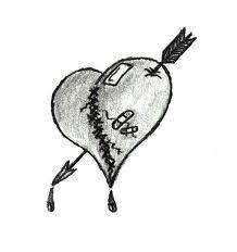 Black And White Broken Heart Drawing Arrow With A Hurt Heart Broken Heart Tattoo Broken Heart Drawings Heart Tattoo