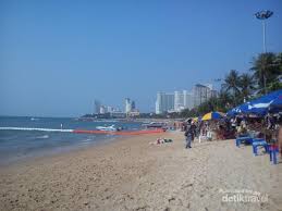 Phatthaya) adalah sebuah kota di thailand, terletak di pesisir teluk thailand, sekitar 100 km (62 mil) tenggara bangkok di provinsi chonburi. Menikmati Berbagai Sudut Pattaya Di Thailand