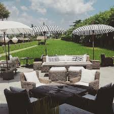 Rumah minimalis memiliki desain yang lebih kompleks dan modern dibandingkankan dengan rumah konvensional. Restorean Pinggiran Sawah Yang Sejuk Cv Aik