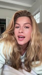 How to lose a guy HAHAHAHA