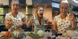 Welcome to the dusky kitchen ☾* ⋆. Florence Pugh Actor Returns To Instagram With Cooking Tutorial Indy100 Indy100