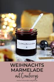 Weihnachtsmarmelade Mit Cranberries Und Zimt Mit Marmeladenetiketten Zum Ausdrucken In 2020 Weihnachtsmarmelade Marmelade Marmeladen Etikett