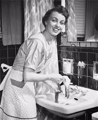 vintage housewife, washing clothes