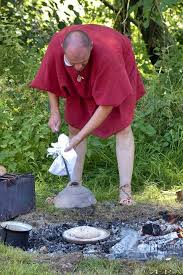 Roman Military Bread Making Clibanus In Use Avec Images Vaiselle