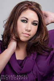 Donna Racine's Instagram, Twitter & Facebook