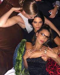 Kendall jenner gives bella hadid a whole lot of love. Kendall Jenner And The Hadid Sisters Sweep New York Fashion Week And More Of The Best Beauty Instagrams Vogue