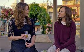 Vždyť rorýs je vlastně docela příjemný společník! Gilmore Girls Rory S Ending Explained Ew Com