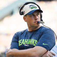 Seahawks' Shane Waldron ranked ahead of Eric Bieniemy as top NFL  coordinator | Field Gulls
