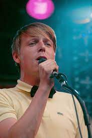 The wake up hitmaker also revealed he's relaxed because he'll have two former voice belgique alumni on stage with him as backing vocalists. The Voice Van Vlaanderen Wikiwand