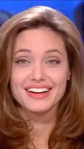 Angela Kendra's Instagram, Twitter & Facebook