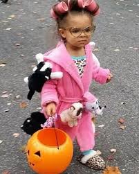 Diy Simpsons Crazy Cat Lady Costume Images Tutorial Maskerix Com Crazy Cat Lady Costume Crazy Cat Lady Halloween Costume Funny Kid Halloween Costumes