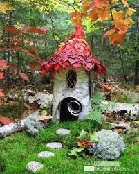I Need To Build One Of These In My Garden Jardinage De Fee Jardin De Maison Feerique Maisons De Fees
