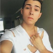 Zachary Mann's Instagram, Twitter & Facebook