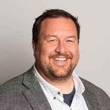 Jon Oldham's Instagram, Twitter & Facebook