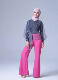 On cc to turn on lyrics. Nabila Razali Pours Heartbreak Into Music Gets 21 Million Youtube Views The Star