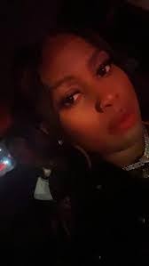 Essie Carr's Instagram, Twitter & Facebook