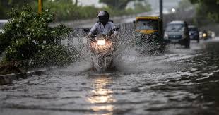 Weather department issues orange rain alert for Delhi, warns of traffic disruption, flooding