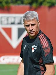 A partida terá transmissão ao vivo no premiere (para todo o. Sao Paulo Chega A 10Âª Rodada Sem Repetir Time E Com Ate Breve De Dani Alves 07 07 2021 Uol Esporte