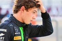 Montez Stewart's Instagram, Twitter & Facebook