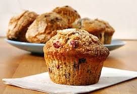 Muffins Sante Aux Framboises Coupdepouce Com Berry Muffin Recipe Simple Muffin Recipe Food