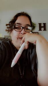 Confession: I always bring a book to write in, to big, long meetings. ​Not  just for notes, though. Doodling, brainstorming, or even just writing  random thoughts is the perfect way to amuse