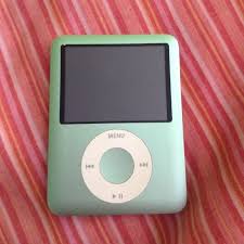 Green Ipod Nano 3rd Generation Ipod Nano Apple Accessories Apple Products