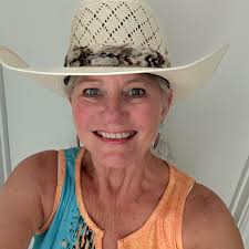 The Holderness Family added a new...