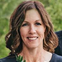 Janet Astle's Instagram, Twitter & Facebook