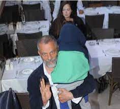 Karaibrahimgil'le annelik, serdar erener'le evliliği ve müzik çalışmaları üzerine konuştuk. Nil Karaibrahimgil Ve Esinin Aziz Arif Panigi Sadece Haber